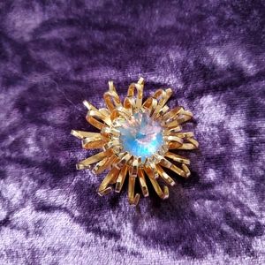 Vintage Sarah Conventry Flower Brooch
